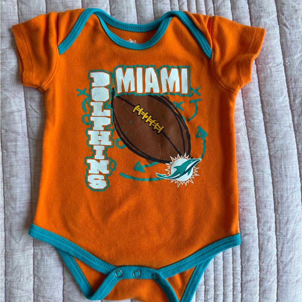 NFL Miami Dolphins Baby Bodysuit 6–9 Months Orange | Great Condition